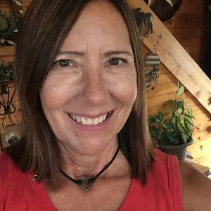 Meet your Posher, Deb